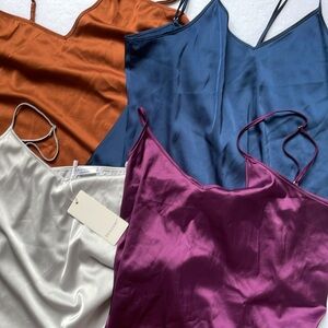 NWOT Ekouaer Silky Cami Tank and shorts set